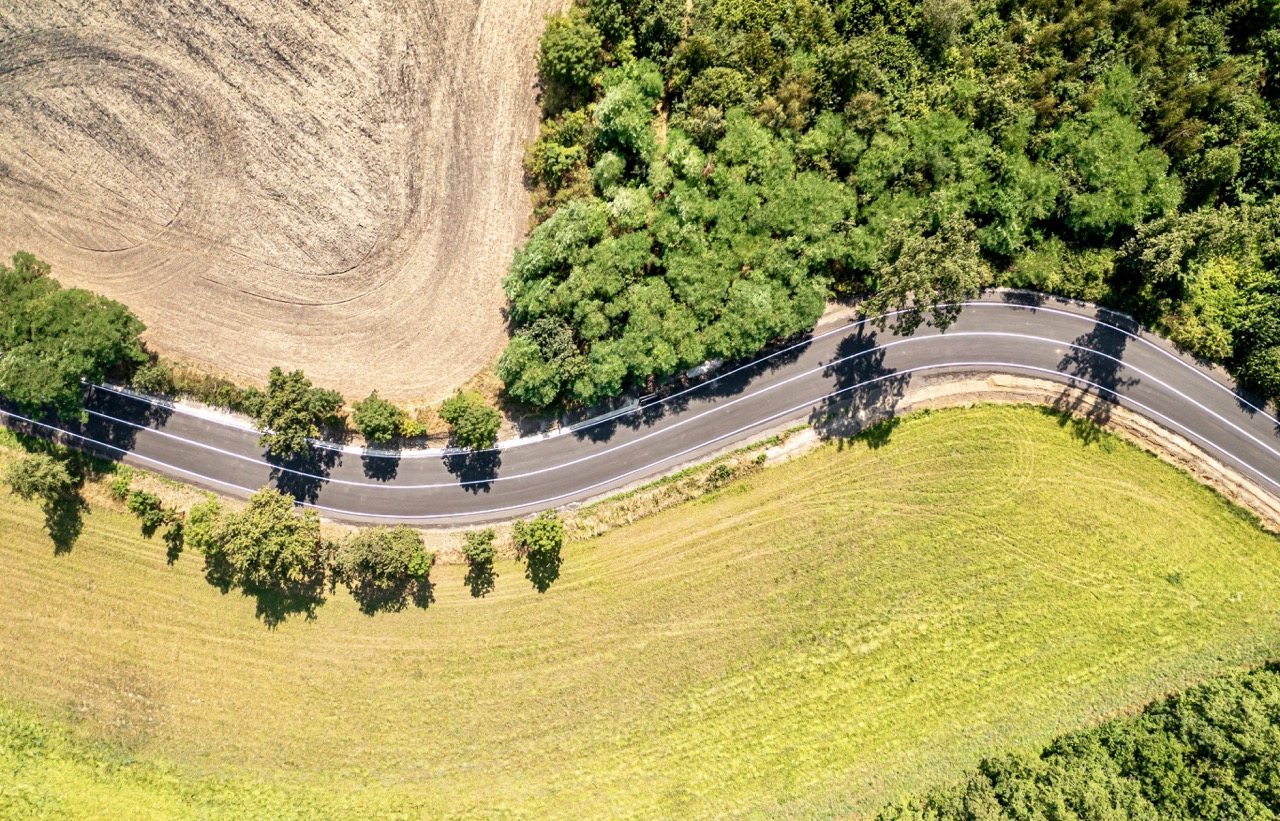 Silnice II/244 – rekonstrukce úseku Měšice–Byšice - Straßen- und Brückenbau